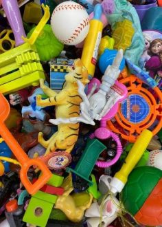 wholesale used toys